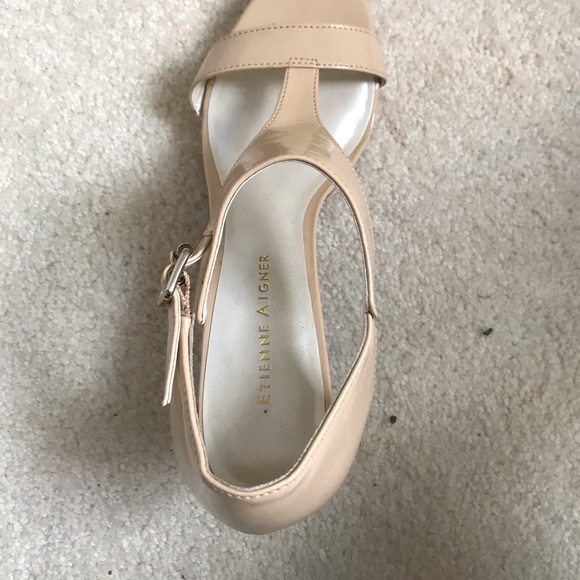 Patent nude heels - Picture 4 of 5